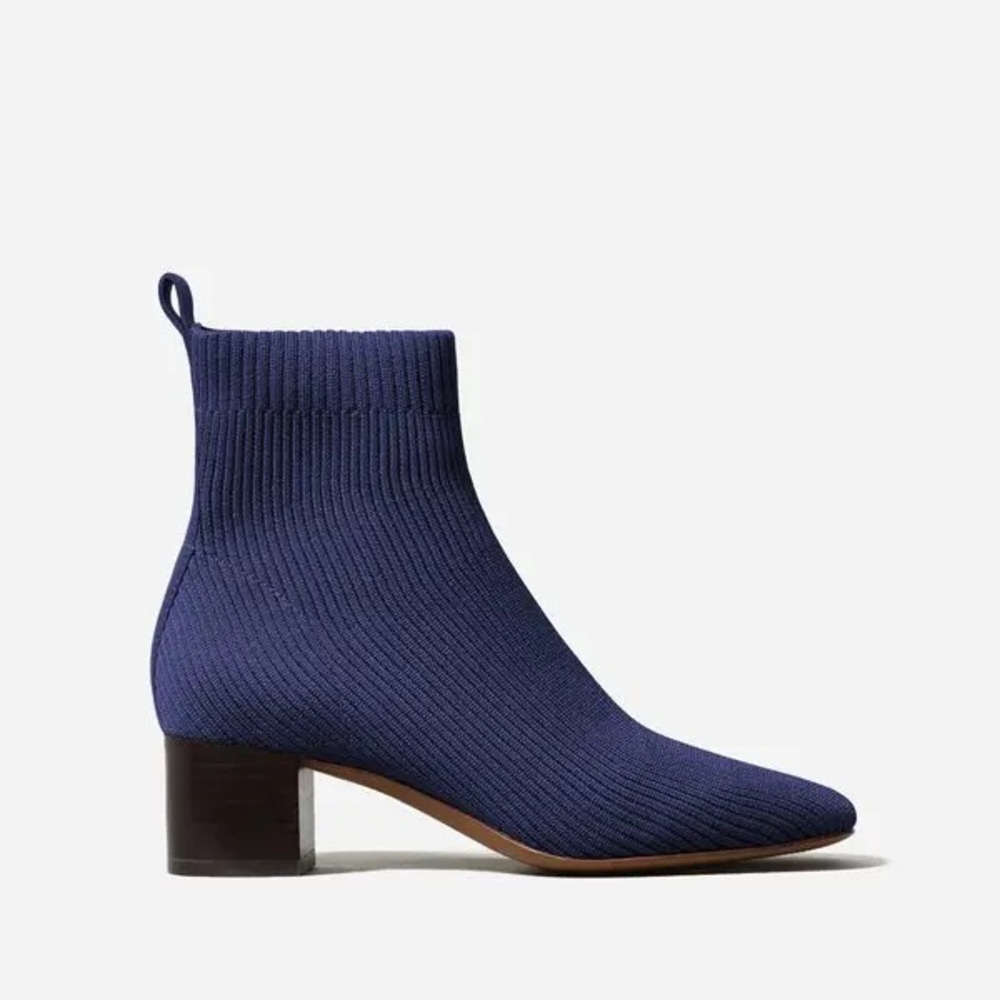 Everlane Glove Boot in Navy 8